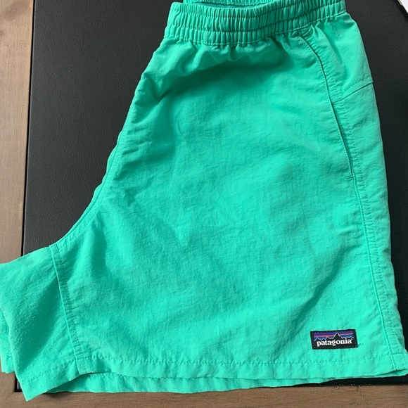 Women’s Patagonia baggie shorts sz medium - Picture 4 of 6